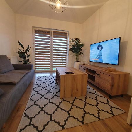 Apartament Number One Nova Wozownia Лешно Екстериор снимка